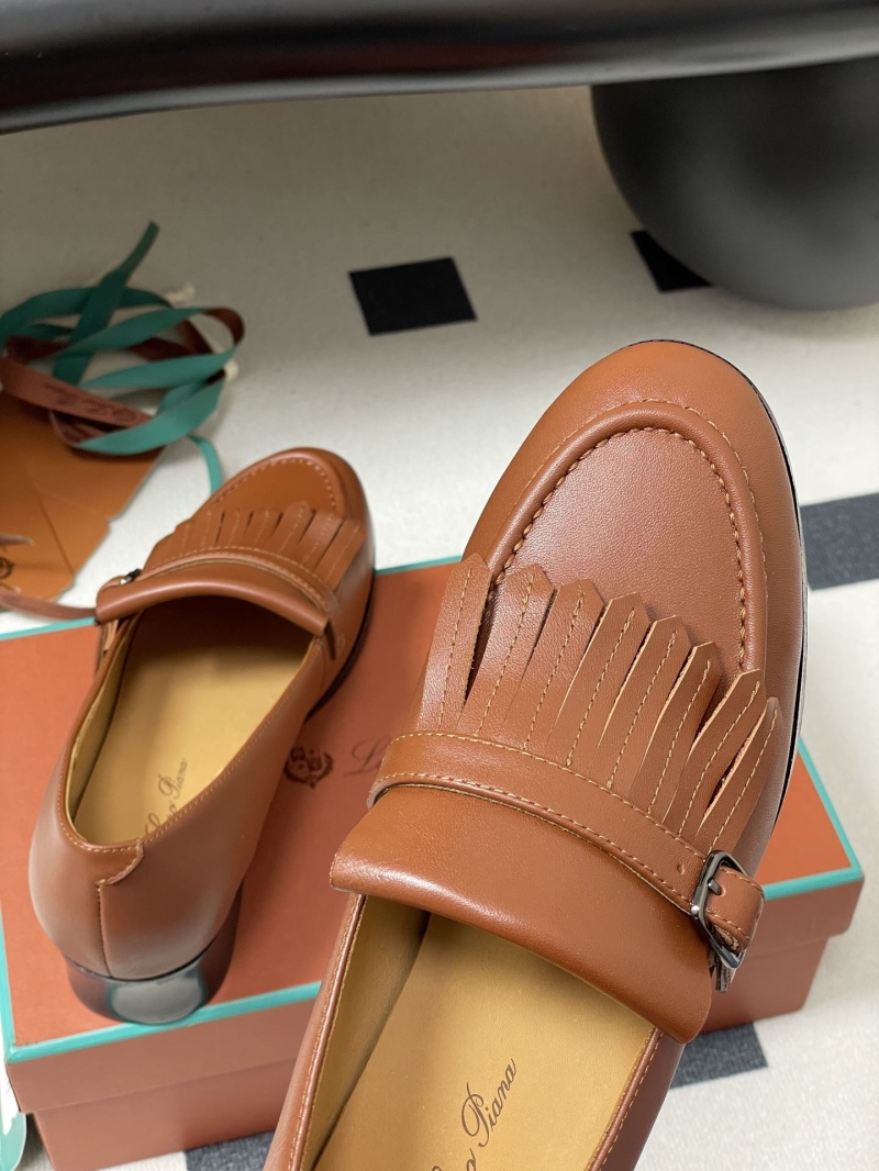 L0r0 P1ana loafers